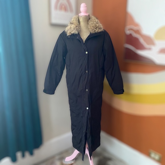 Woolrich Duck Down Ambler Parka with Coyote Trim - Picture 1 of 5
